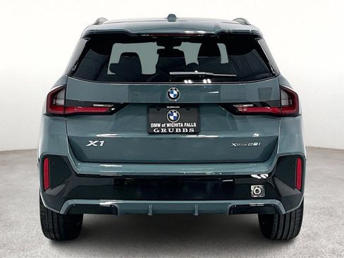 New 2026 BMW X1 xDrive28i w/ M Sport Package AWD/4WD image 4