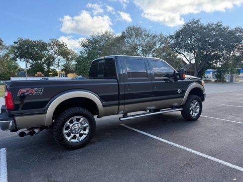 Used 2013 Ford F250 Lariat w/ Lariat Interior Pkg image 22