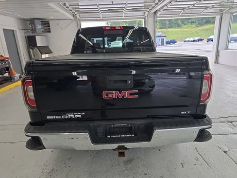 Used 2018 GMC Sierra 1500 SLT AWD/4WD image 4