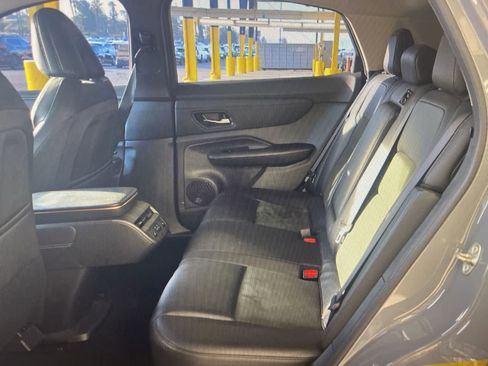 Used 2023 Nissan Ariya ENGAGE image 8