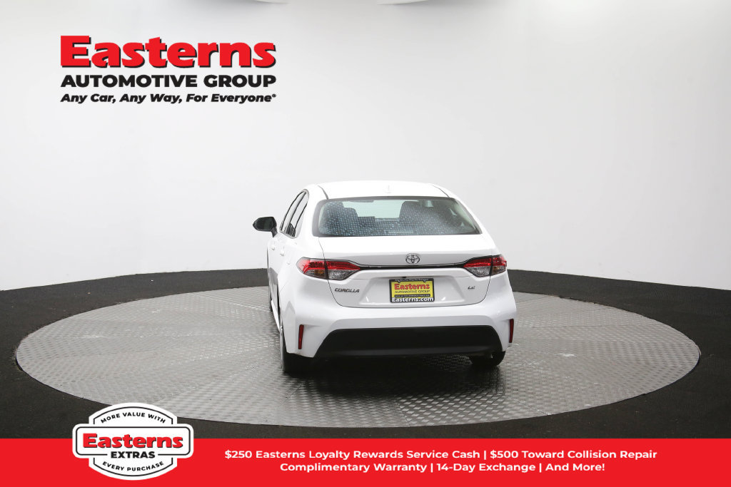 Used 2026 Toyota Corolla LE FWD image 34