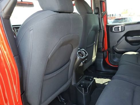 Used 2021 Jeep Wrangler Unlimited Sport AWD/4WD image 12