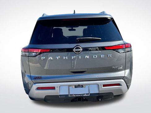 Used 2022 Nissan Pathfinder Platinum w/ Cargo Package image 6