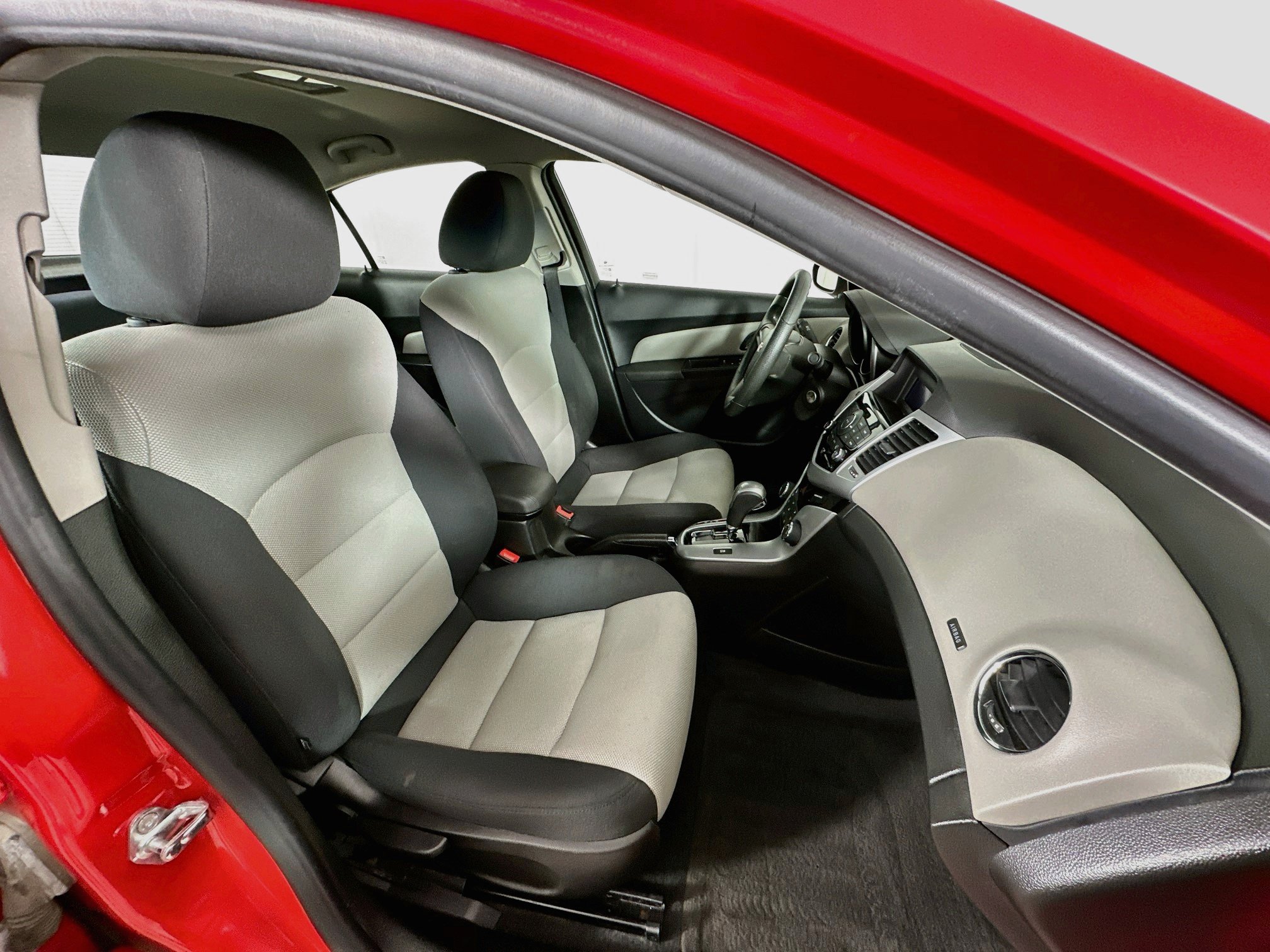 Used 2016 Chevrolet Cruze LS FWD image 27