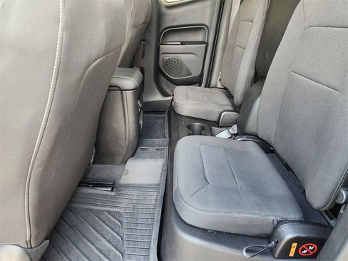 Used 2022 Chevrolet Colorado LT w/ LT Convenience Package image 29