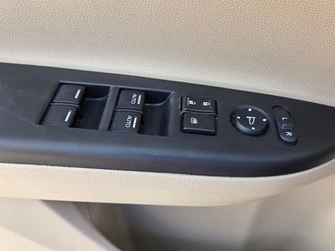 Used 2014 Honda Accord EX image 33