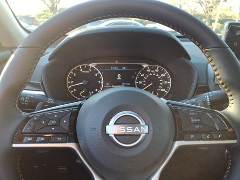 New 2025 Nissan Altima 2.5 SR w/ SR Premium Package image 11