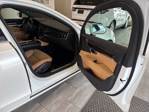 Used 2018 Volvo S90 T5 Momentum w/ Convenience Package AWD/4WD image 40