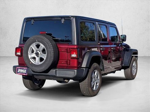 Used 2022 Jeep Wrangler Unlimited Sport image 4