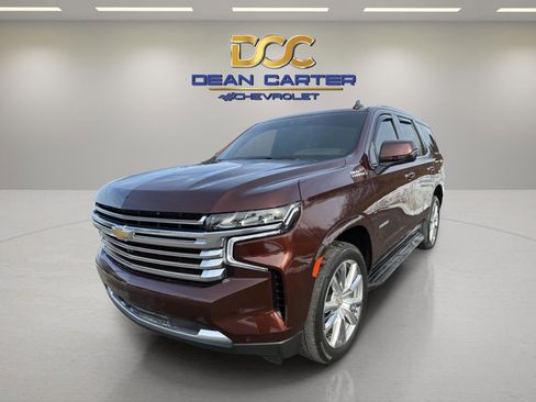 Used 2022 Chevrolet Tahoe High Country image 2