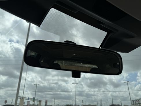 Used 2023 Subaru Forester Premium image 25