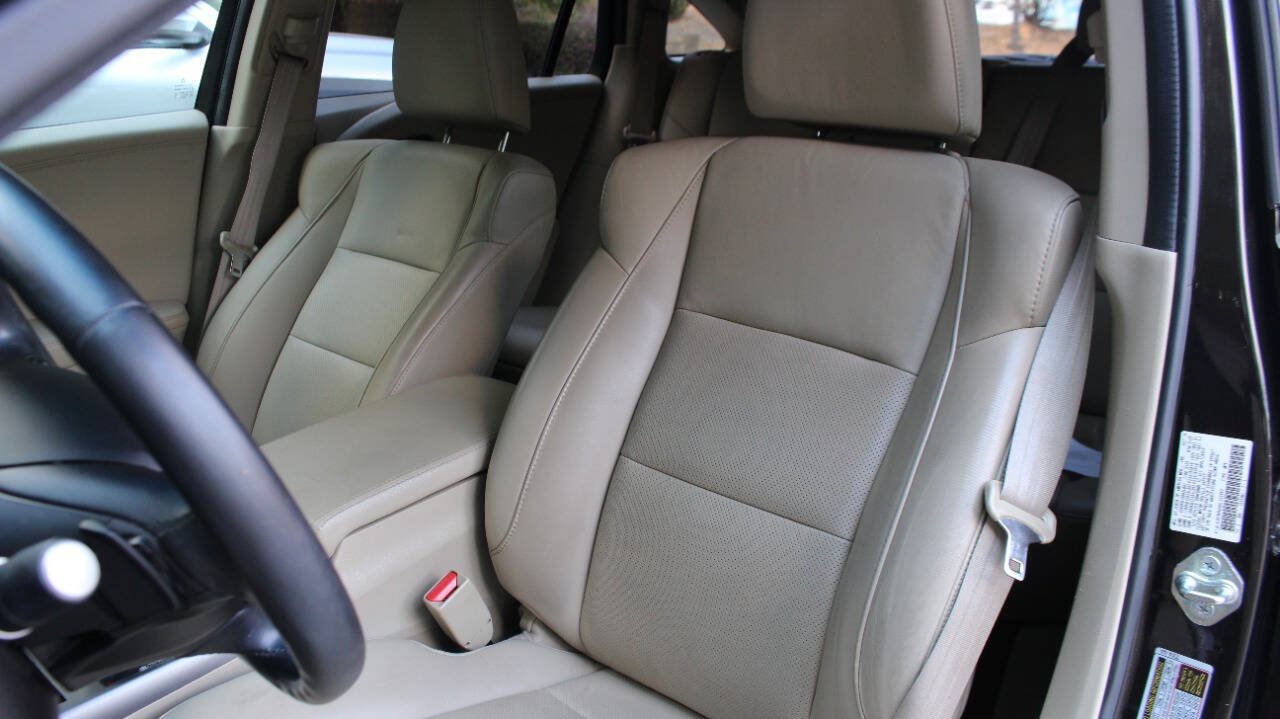 Used 2014 Acura RDX w/ Technology Package AWD/4WD image 40