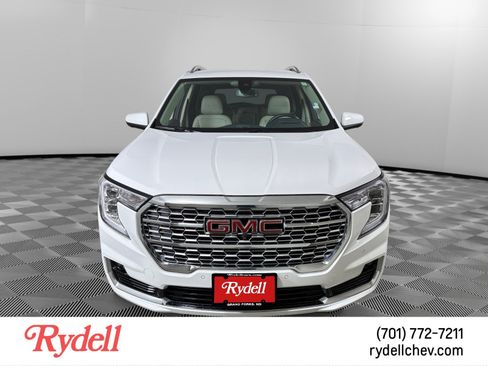 Used 2023 GMC Terrain Denali AWD/4WD image 8