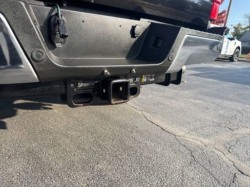 Used 2022 Ford F350 Lariat w/ Lariat Ultimate Package image 13