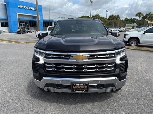 Used 2024 Chevrolet Silverado 1500 LTZ AWD/4WD image 8