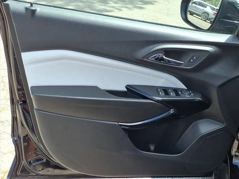 New 2026 Chevrolet Trax LT image 9