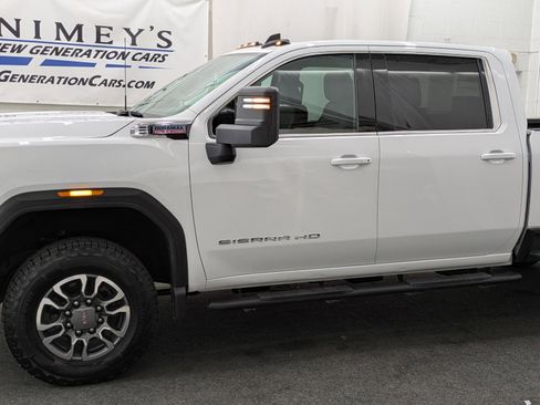 Used 2024 GMC Sierra 3500 SLE w/ SLE Value Package image 2