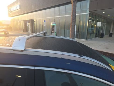 Used 2020 Hyundai Santa Fe SEL w/ Convenience + Premium Package image 3