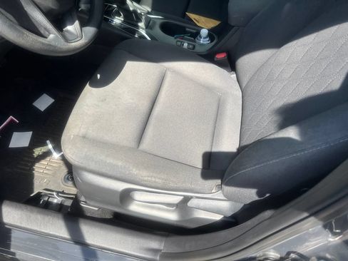 Used 2023 Toyota Corolla LE FWD image 14