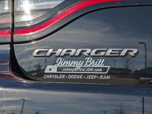 Used 2023 Dodge Charger SXT image 19