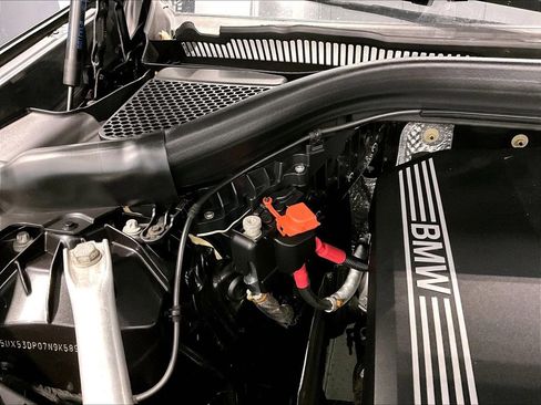 Used 2022 BMW X3 xDrive30i w/ Premium Package 2 image 30