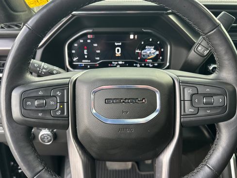 Used 2025 GMC Sierra 2500 Denali Ultimate w/ Snow Plow Prep/Camper Package image 35