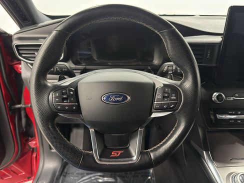 Certified 2020 Ford Explorer ST w/ ST Street Pack image 17