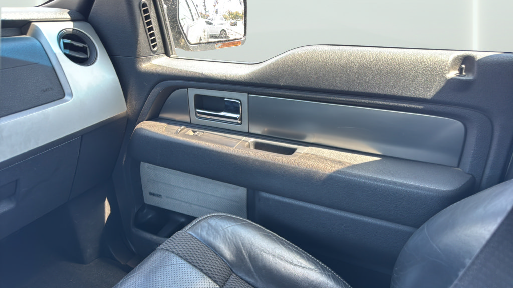 Used 2013 Ford F150 Raptor w/ Luxury Equipment Group AWD/4WD image 17
