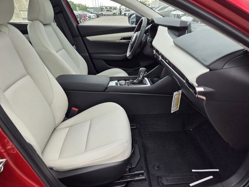 New 2026 MAZDA MAZDA3 2.5 Turbo Sedan w/Premium Plus image 15