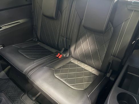 Used 2024 Volkswagen Atlas SEL Premium R-Line image 41