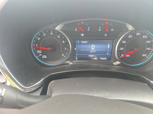 Used 2024 Chevrolet Equinox LS w/ LS Convenience Package FWD image 2