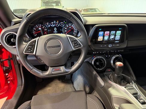 Used 2016 Chevrolet Camaro SS RWD image 26
