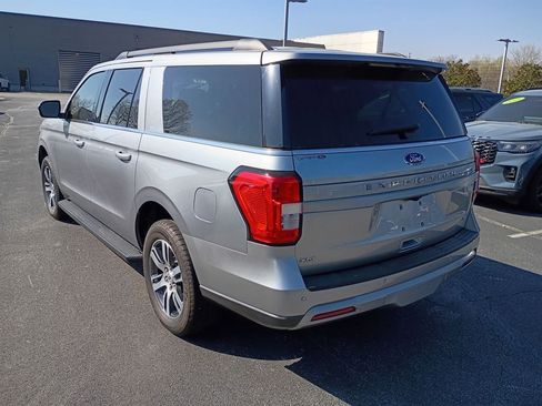 Used 2024 Ford Expedition Max XLT image 3