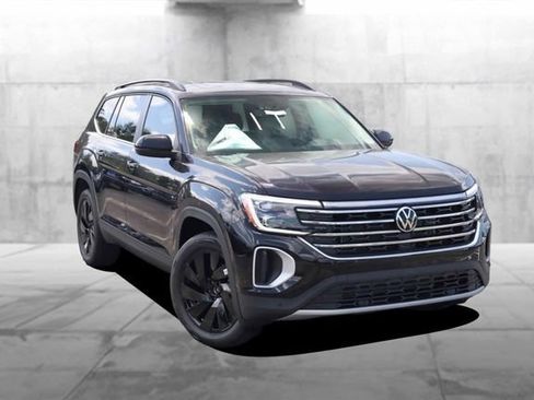 New 2026 Volkswagen Atlas SE AWD/4WD image 2