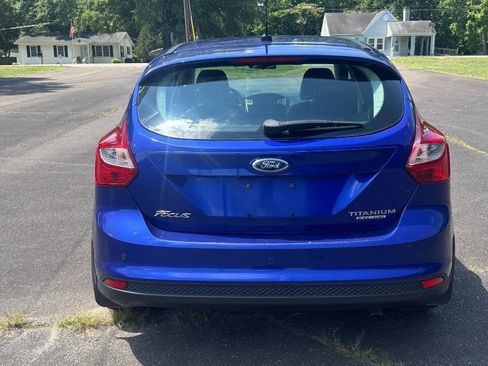 Used 2013 Ford Focus Titanium w/ Titanium Handling Pkg FWD image 7