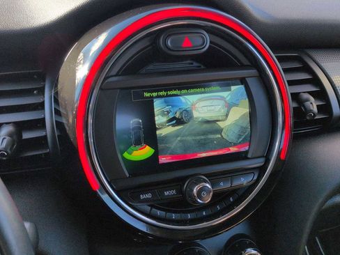 Used 2019 MINI Cooper 2-Door Hardtop image 29