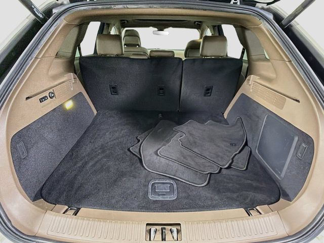 Used 2016 Lincoln MKX Reserve w/ Luxury Package FWD image 28