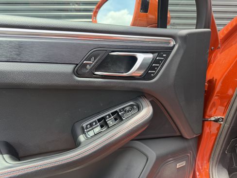 Certified 2023 Porsche Macan GTS AWD/4WD image 21