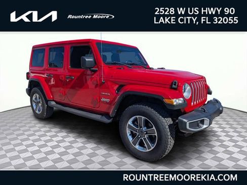 Used 2022 Jeep Wrangler Unlimited Sahara image 1
