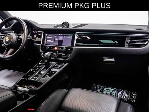 Used 2023 Porsche Macan AWD/4WD image 25