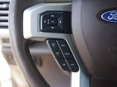 Used 2017 Ford F150 King Ranch w/ Equipment Group 601A Luxury AWD/4WD image 23