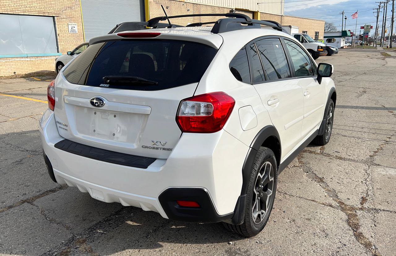 Used 2014 Subaru Crosstrek 2.0i Premium AWD/4WD image 5