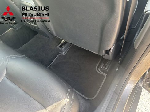 Used 2018 Mercedes-Benz CLA 250 4MATIC w/ Multimedia Package image 38