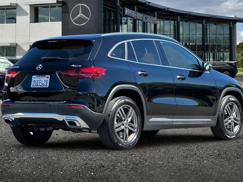 Certified 2025 Mercedes-Benz GLA 250 4MATIC image 4