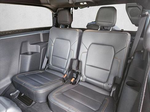 Used 2023 Ford Bronco Badlands AWD/4WD image 18