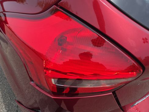 Used 2015 Ford Focus SE w/ Equipment Group 201A FWD image 31