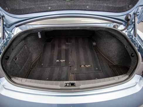 Used 2017 INFINITI Q60 Red Sport 400 image 36