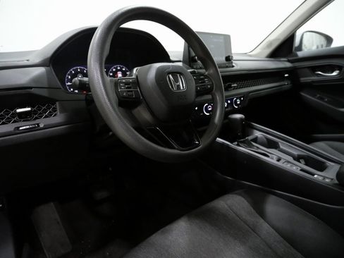 Used 2023 Honda Accord EX image 12