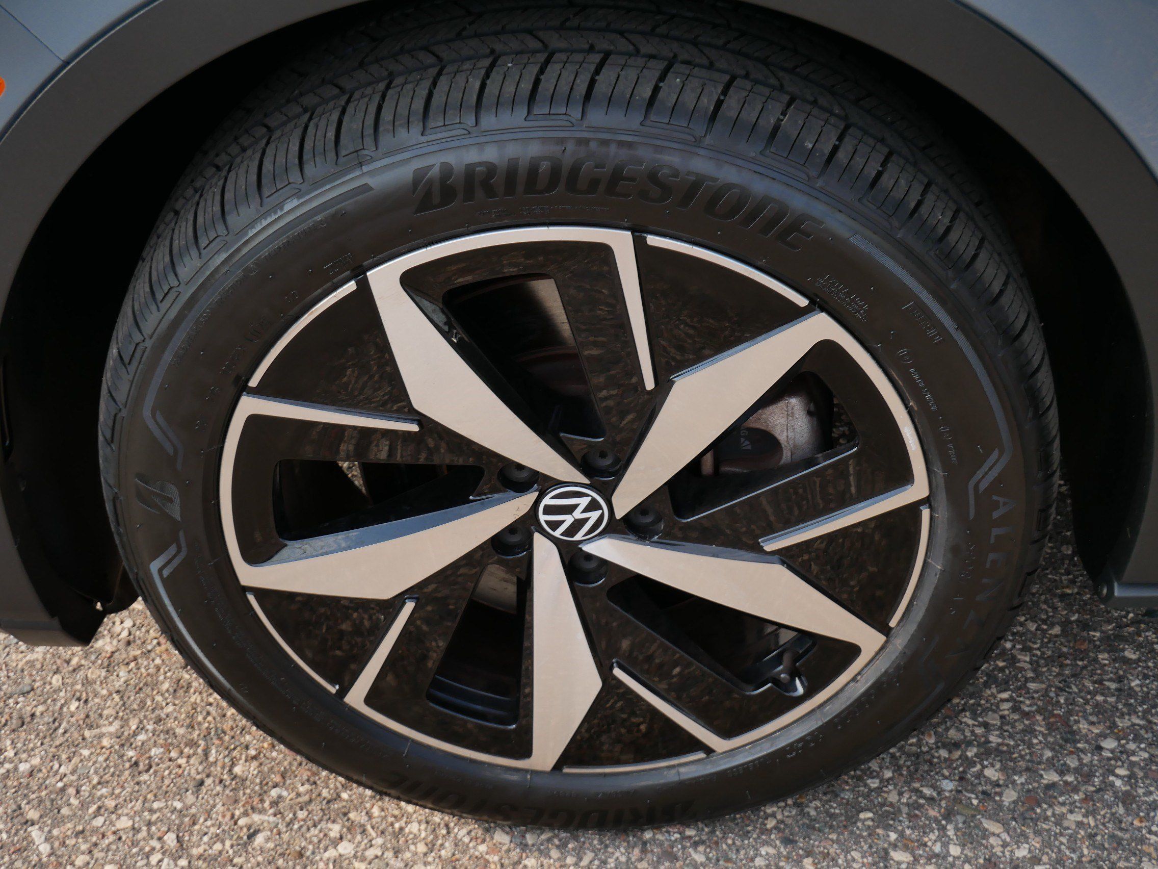 Certified 2023 Volkswagen ID.4 Pro S AWD/4WD image 14
