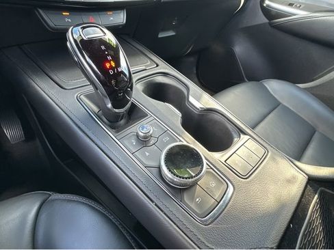 Certified 2024 Cadillac XT4 Premium Luxury image 25